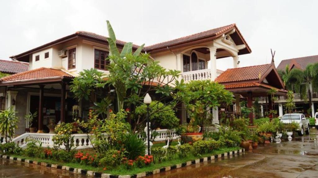 Champa Residence Hotel Pakse Exterior foto